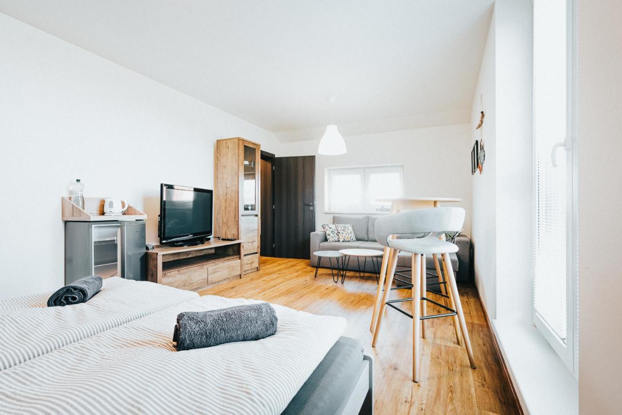 Apartman Milbach Mlynica Buitenkant foto