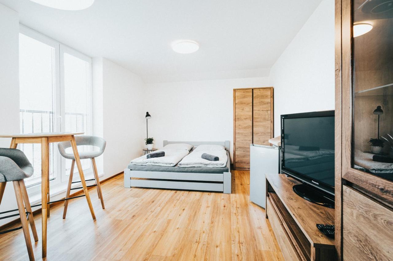 Apartman Milbach Mlynica Buitenkant foto