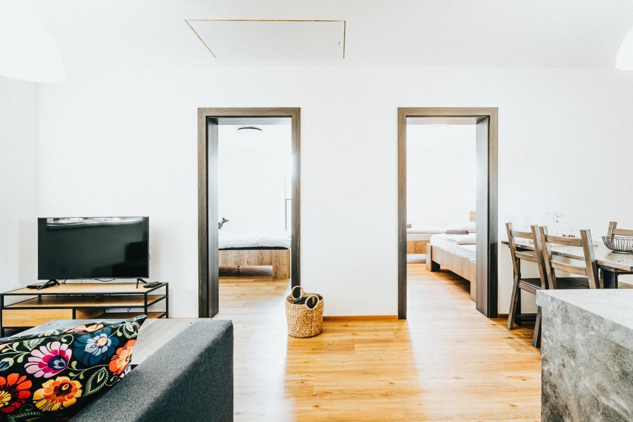 Apartman Milbach Mlynica Buitenkant foto