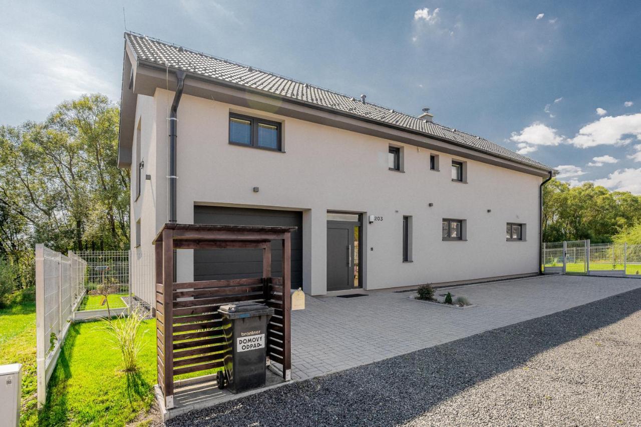 Apartman Milbach Mlynica Buitenkant foto