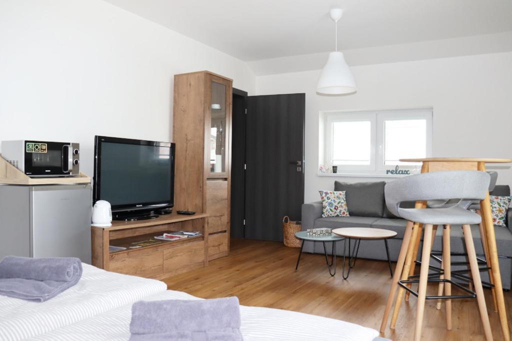 Apartman Milbach Mlynica Buitenkant foto